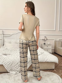 She is Cothed Printed Night Suit